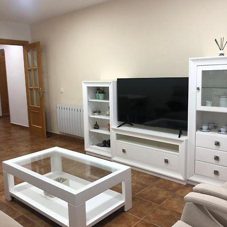 Apartmán Piso Nuevo Plaza De La Constitucion Sta Cruz De La Zarza Santa Cruz de la Zarza Exteriér fotografie